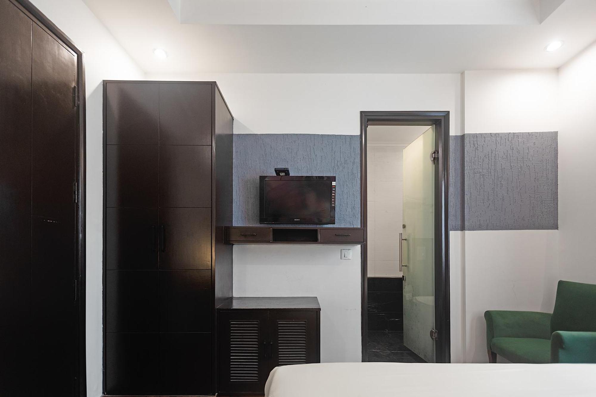 The Grand Vikalp By Saga Hotels Neu-Delhi Exterior foto