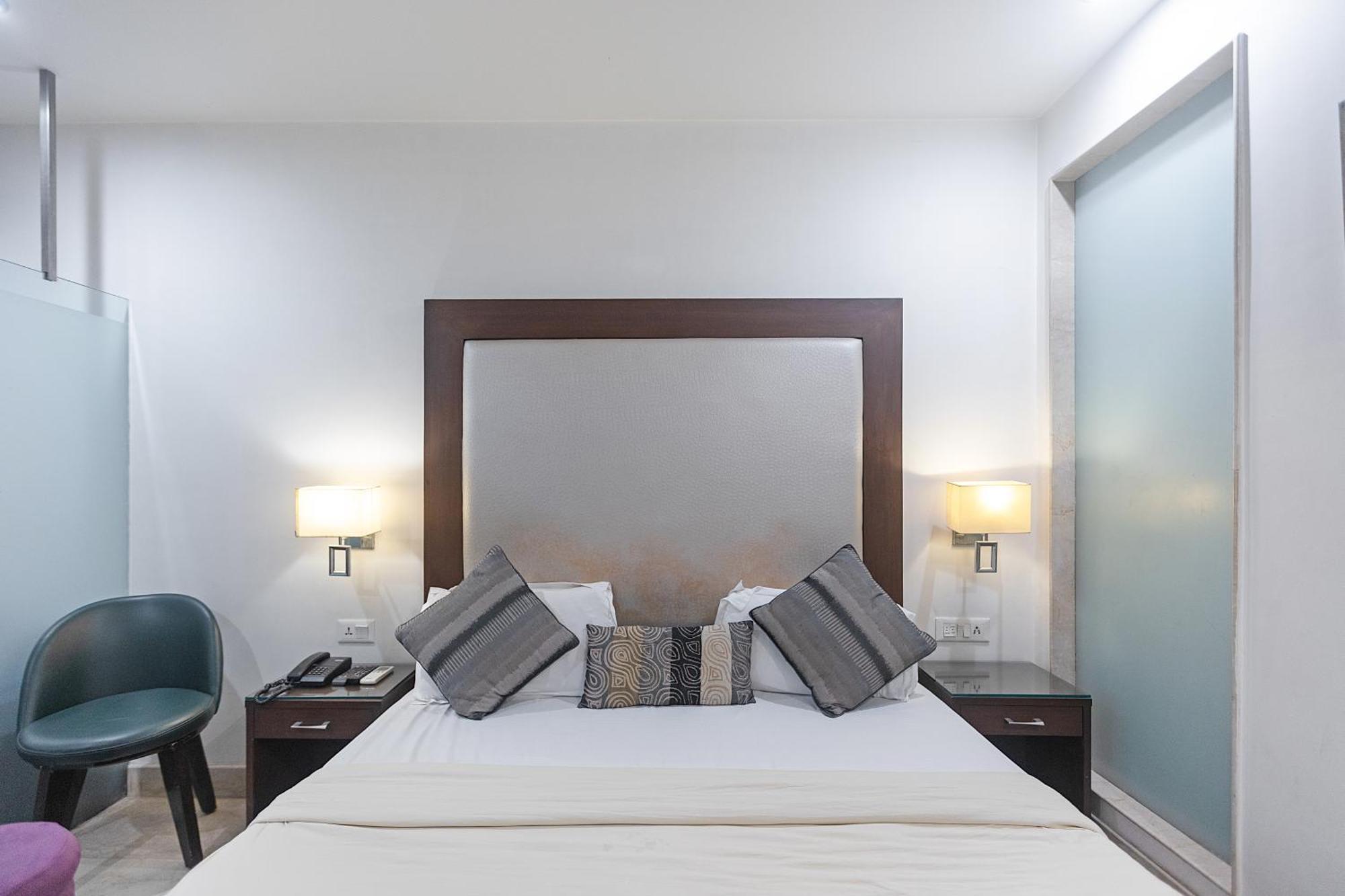 The Grand Vikalp By Saga Hotels Neu-Delhi Exterior foto