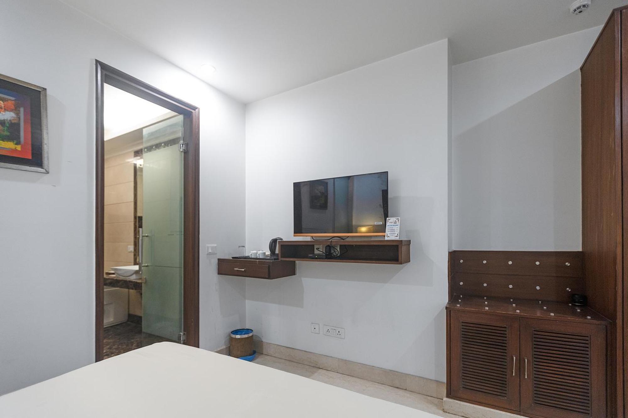 The Grand Vikalp By Saga Hotels Neu-Delhi Exterior foto