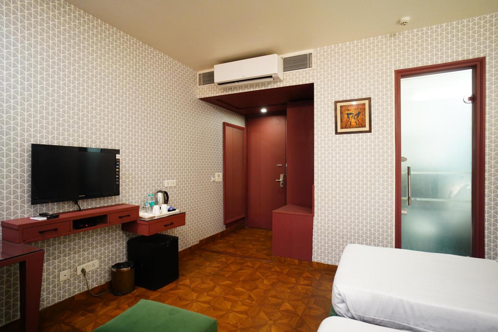 The Grand Vikalp By Saga Hotels Neu-Delhi Exterior foto
