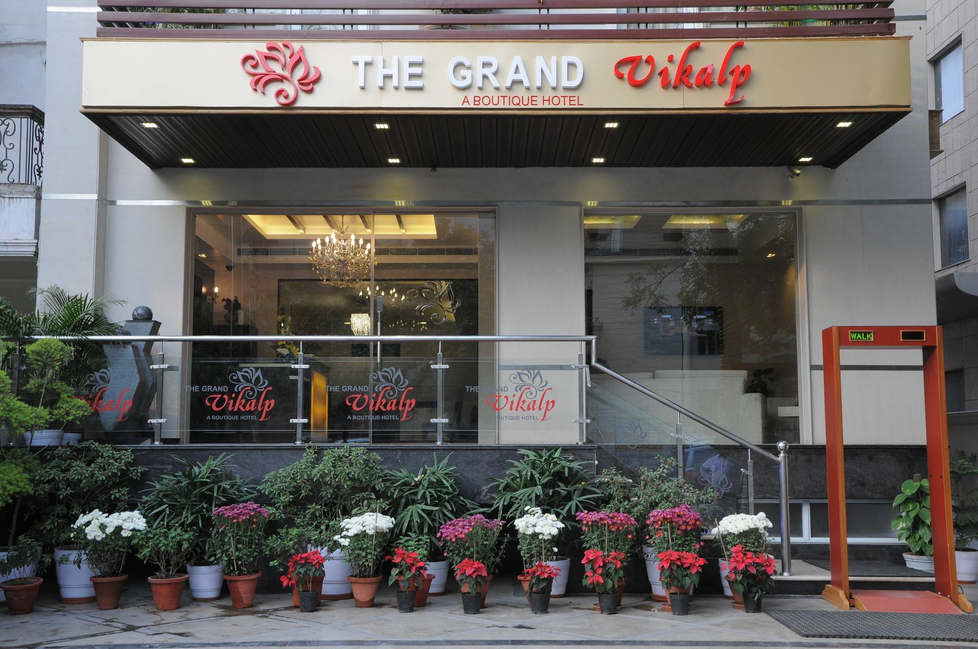 The Grand Vikalp By Saga Hotels Neu-Delhi Exterior foto